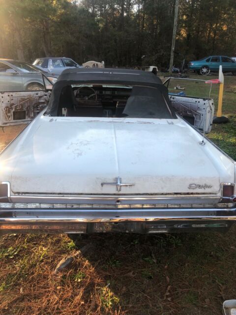 1963 Oldsmobile Starfire 98 - photo 2
