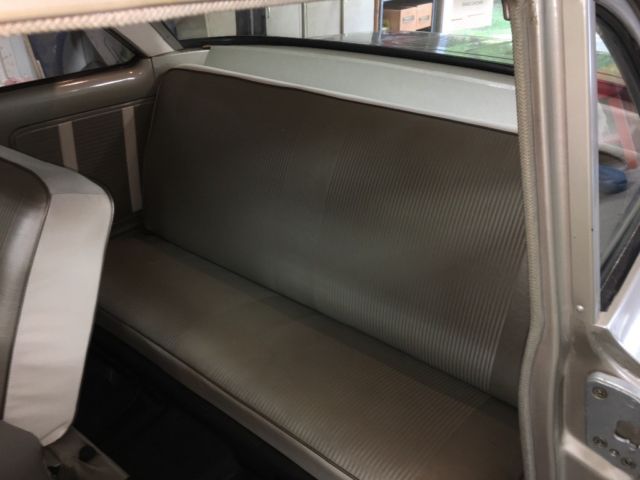 1963 Chevrolet Corvair 500 coupe - photo 9