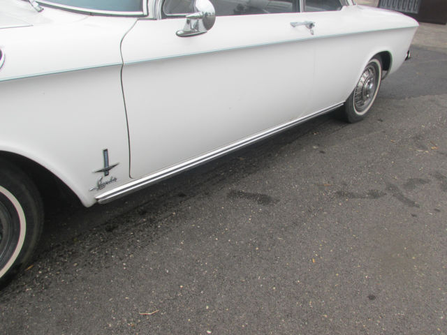 1963 Chevrolet Corvair - photo 4