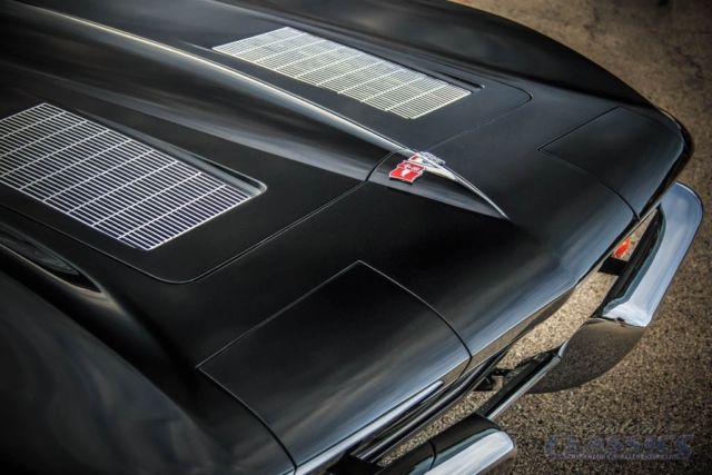 1963 Chevrolet Corvette - photo 3