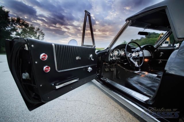 1963 Chevrolet Corvette - photo 8