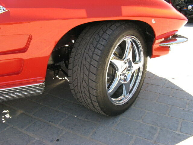 1963 Chevrolet Corvette - photo 6