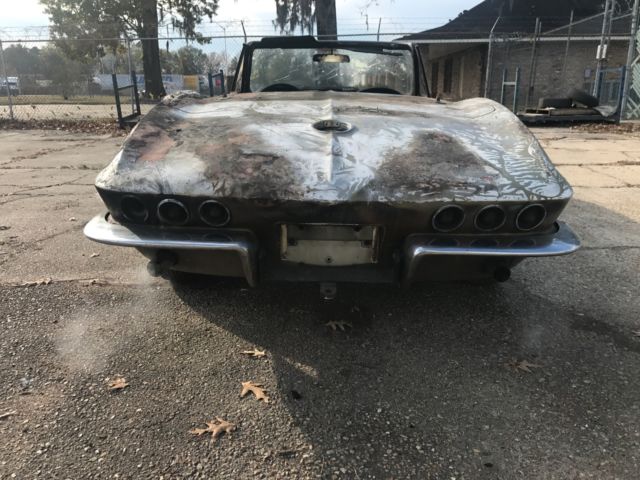1963 Chevrolet Corvette CONVERTIBLE - photo 3