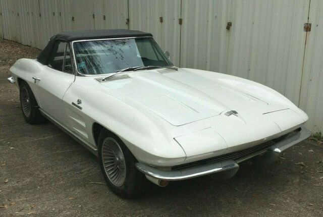 1963 Corvette Convertible 4 speed 327/340hp Stingray Roadster 1963 Chevrolet Corvette