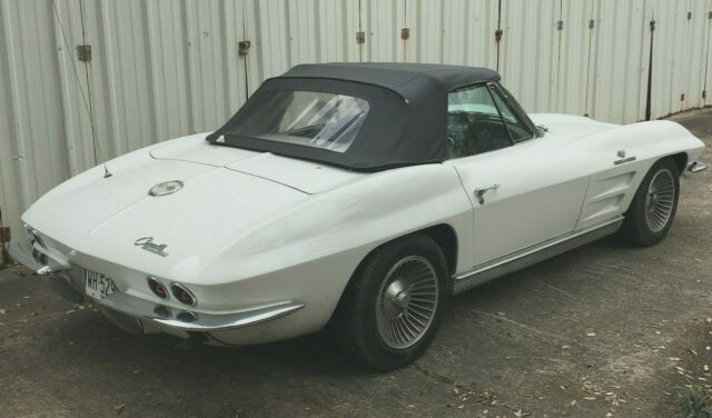1963 Chevrolet Corvette - photo 2