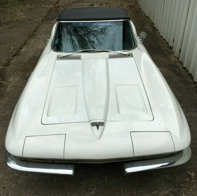 1963 Chevrolet Corvette - photo 3
