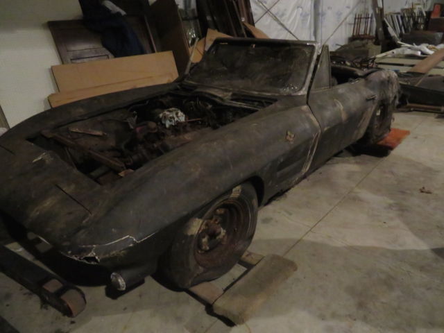1963 CORVETTE CONVERTIBLE BARN FIND WITH #'s MATCHING 327 MOTOR NO RESERVE 1963 Chevrolet Corvette Convertible
