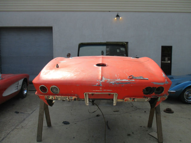 1963 Chevrolet Corvette STING RAY - photo 6
