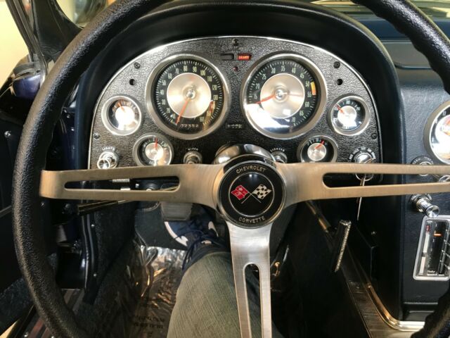 1963 Chevrolet Corvette - photo 6