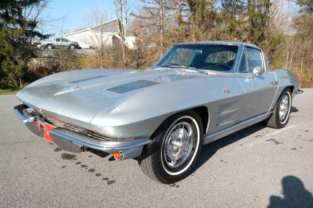 1963 Chevrolet Corvette - photo 3