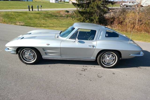 1963 Chevrolet Corvette - photo 4