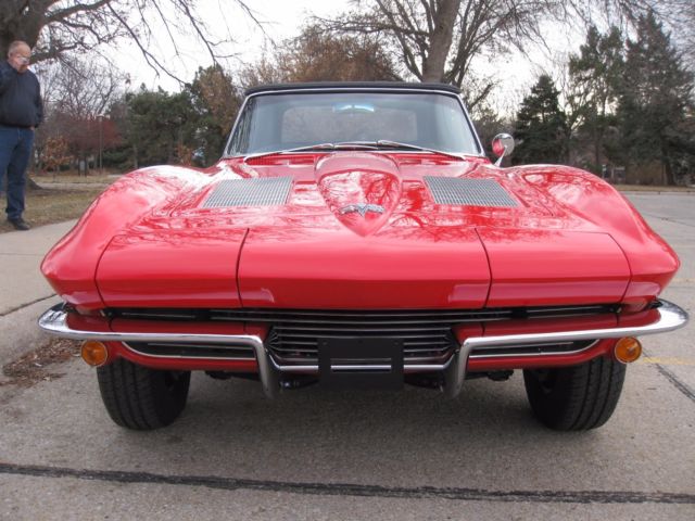 1963 Chevrolet Corvette - photo 3