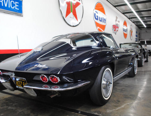 1963 Chevrolet Corvette Split Window - photo 2
