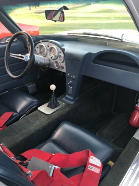 1963 Chevrolet Corvette Grand Sport - photo 11