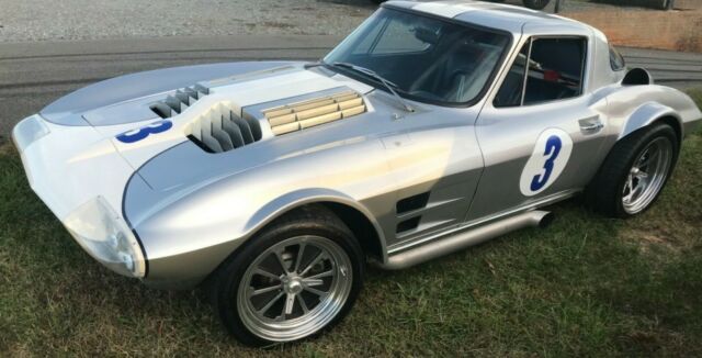 1963 Chevrolet Corvette Grand Sport - photo 5