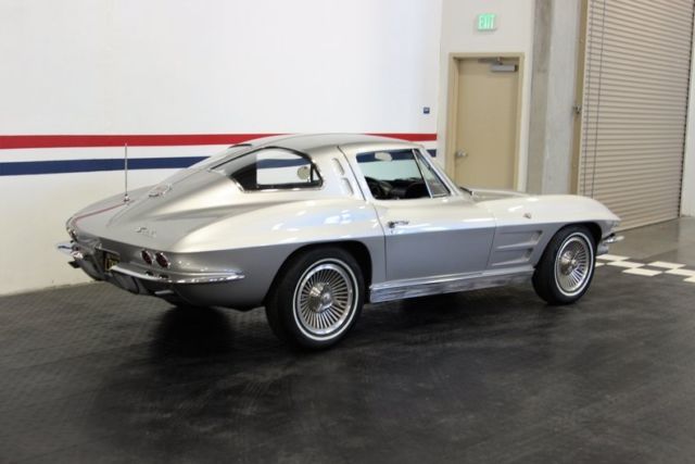 1963 Chevrolet Corvette -- - photo 3