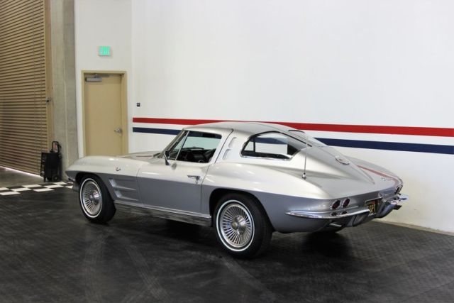 1963 Chevrolet Corvette -- - photo 4