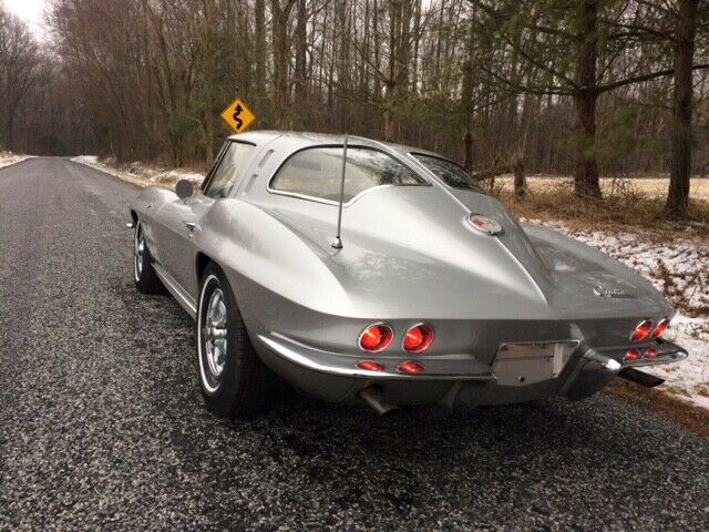 1963 Chevrolet Corvette Split coupe - photo 6