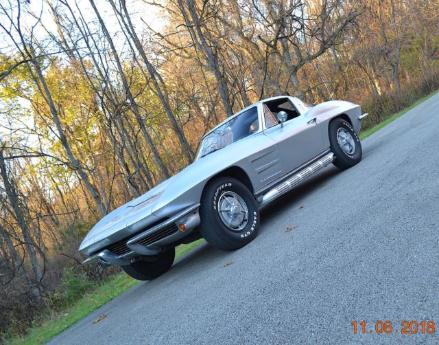 1963 Chevrolet Corvette SPLIT WINDOW 327 4SPD - photo 9