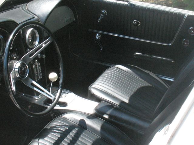 1963 Chevrolet Corvette SPLIT WINDOW COUPE - photo 10