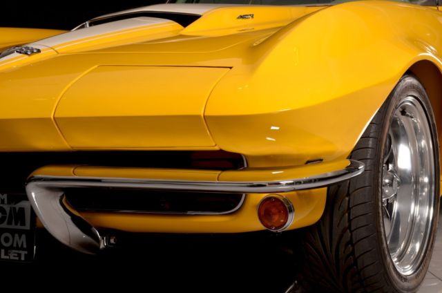 1963 Chevrolet Corvette Coupe - photo 12