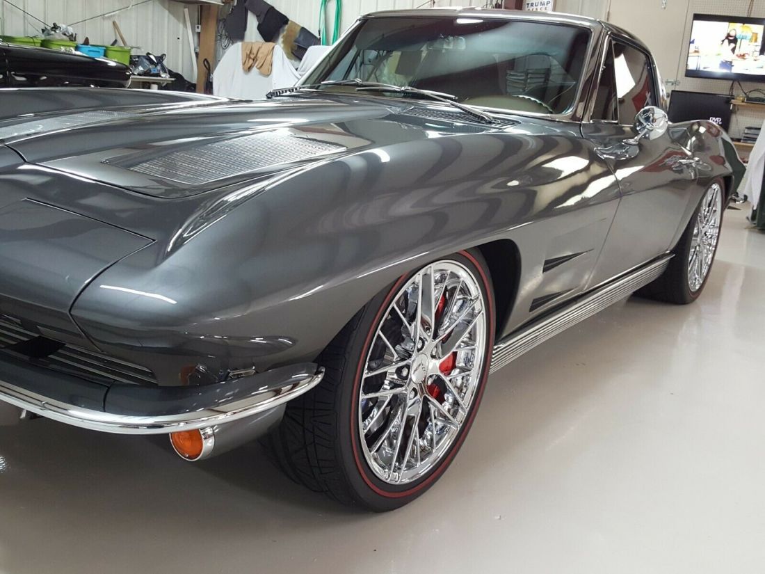 1963 Chevrolet Corvette RESTO MOD SPLIT WINDOW - photo 5