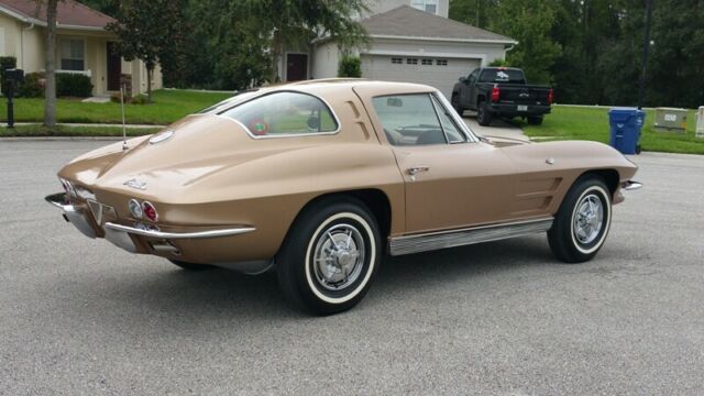 1963 Chevrolet Corvette - photo 3