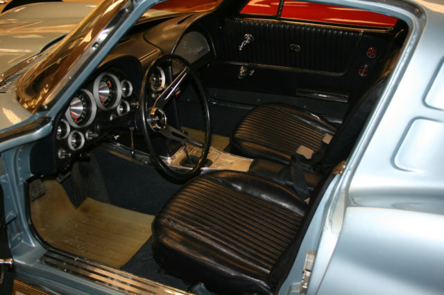 1963 Chevrolet Corvette - photo 12
