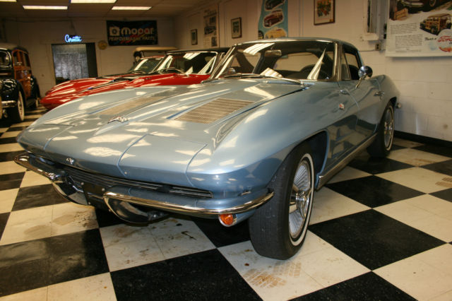 1963 Chevrolet Corvette - photo 2