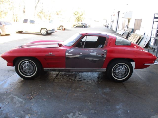1963 Chevrolet Corvette STING RAY - photo 12