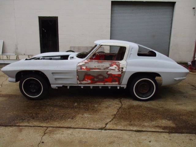 1963 Chevrolet Corvette SPLIT WINDOW - photo 2