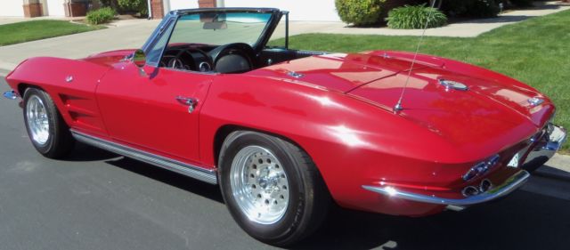 1963 Chevrolet Corvette Convertible - photo 5