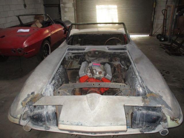 1963 Chevrolet Corvette STING RAY - photo 3