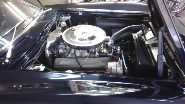 1963 Chevrolet Corvette Convertible - photo 10
