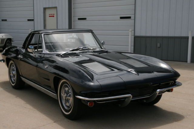 1963 CORVETTE TWO TOP ROADSTER 64K ACTUAL MILES NUMBERS MATCHING RADIO DELETE 1963 Chevrolet Corvette