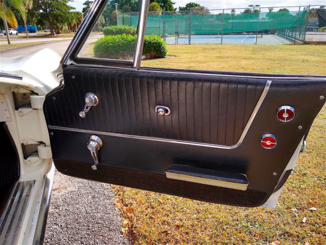 1963 Chevrolet Corvette - photo 11
