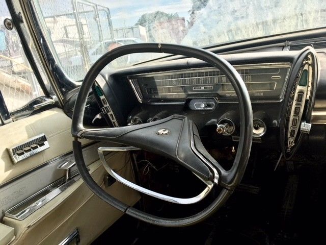 1963 Chrysler Imperial Crown - photo 8
