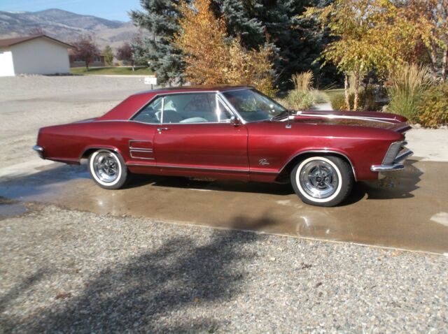 1963-CUSTOM-BUICK RIVIERA- New Interior and a rebuilt 425 nailhead engine 1963 Buick Riviera riviera