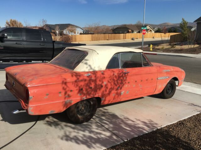 1963 Ford Falcon Futura Convertible - photo 4