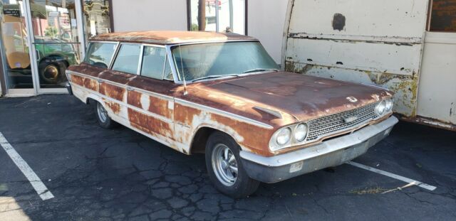 1963 Ford Country Sedan - photo 3