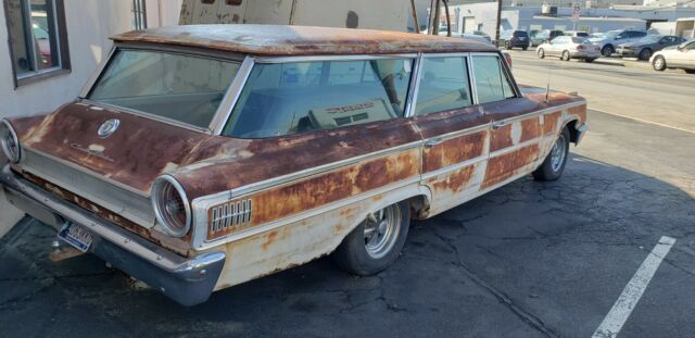 1963 Ford Country Sedan - photo 4