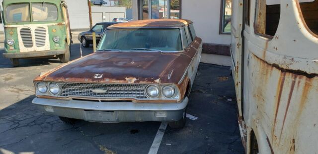 1963 Ford Country Sedan - photo 5