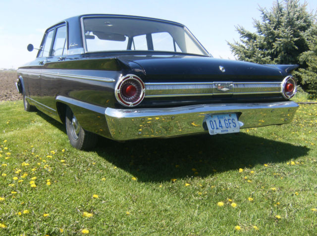 1963 Ford Fairlane 4 door - photo 3