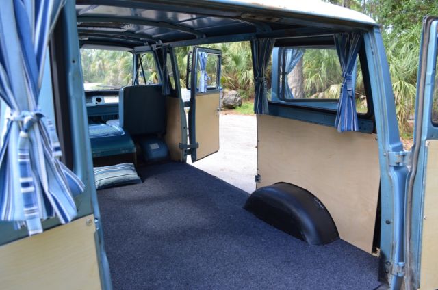 1963 Ford Falcon Club Wagon Deluxe - photo 10
