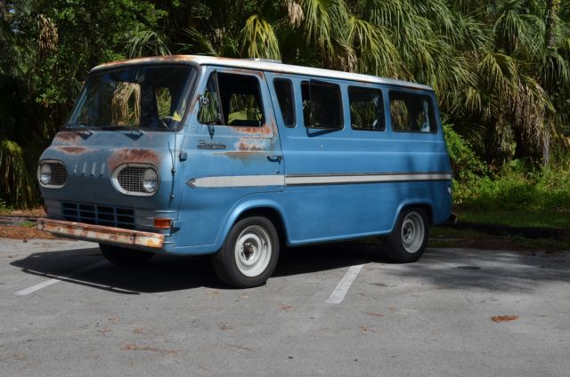 1963 Ford Falcon Club Wagon Deluxe - photo 2