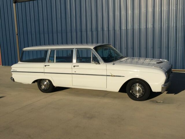 1963 Ford Falcon Futura Station Wagon: Fordor - photo 2