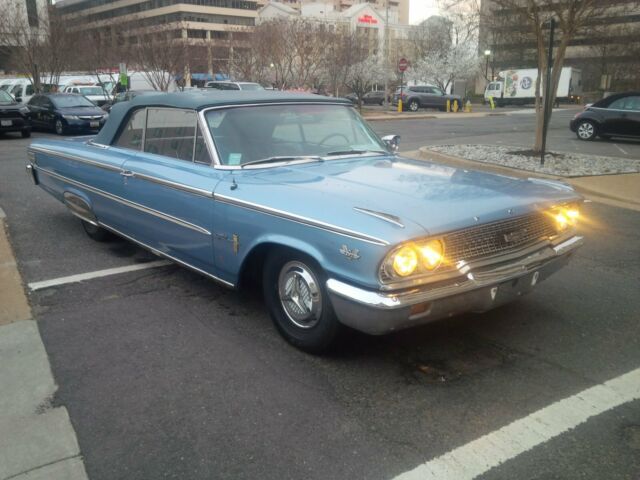 1963 Ford Galaxie Convertible - photo 2