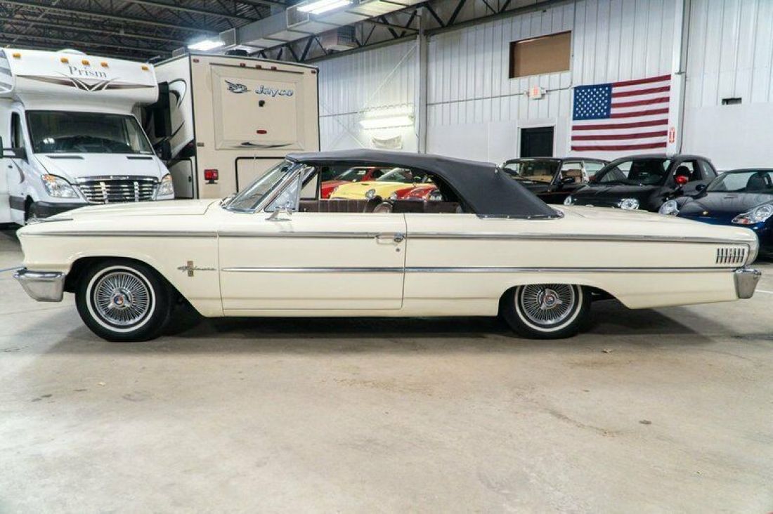 1963 Ford Galaxie 500 XL - photo 2