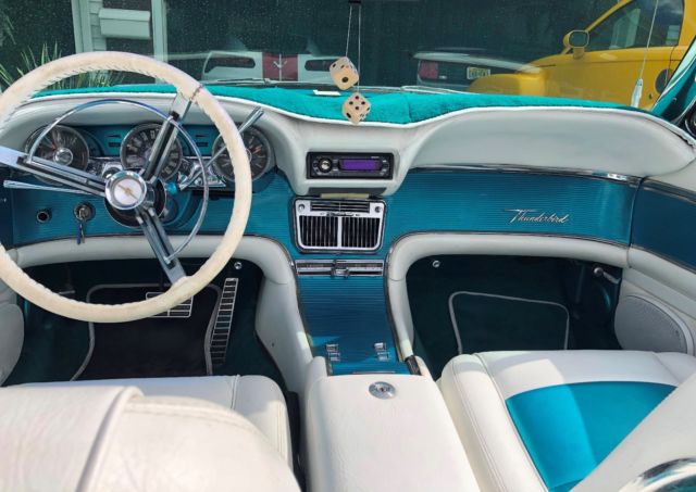 1963 Ford Thunderbird - photo 10