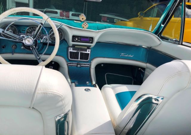 1963 Ford Thunderbird - photo 11